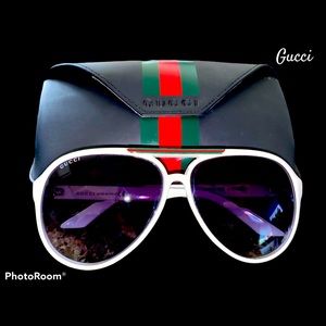 Unisex Gucci StyleGG1627S
Pilot Aviator Sunglasses